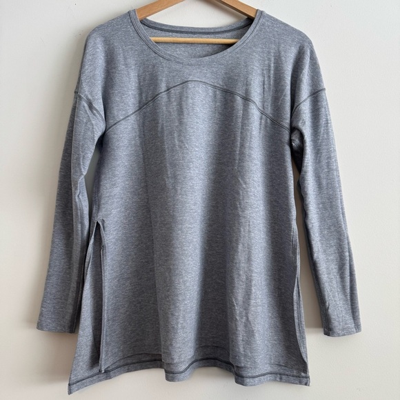 Lululemon Hit Unwind Long Sleeve Gray Top size medium - Picture 1 of 6